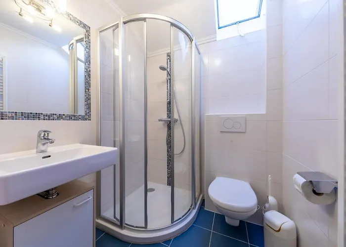 Haus Pitzer/apartments Troicher Шладминг