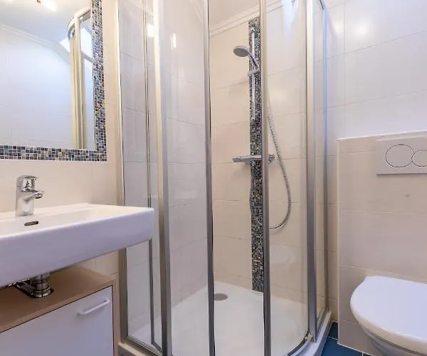 Haus Pitzer/apartments Troicher Шладминг